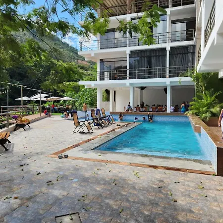 Eco Hotel Villa Suites